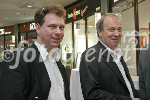 (C) fotodienst/Anna Rauchenberger - Wien 23.06.2006 - Geburtstagsfest 1x40+2x15 im Kunstraum in den Ringstraßengalerien. FOTO: Pressetext-Mitarbeiter Andres Cvitkovich und Wolfgang Weitlaner.