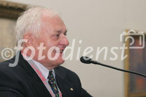 Zahlreich erschienen Prominenz und VIPs zum traditionellen WIHAST-Treffen, zu welchem Mag. Peter Weinhäupl, GF des Leopoldmuseums lud. Bild: Dkfm. Dr. Siegfried Sellitsch. Fotografin: Anna Rauchenberger