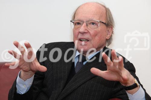 Die Wiener PR-Consulter Temmel, Seywald & Partner feiern am 6. Dezember 2011 ihr 20jähriges Firmenjubiläum. Firmengründer Dr. Franz Temmel besuchte aus diesem Anlass mit einem pressetext.tv-Videoteam ehemalige und aktuelle Kunden aus Politik und Wirtschaft und sprach mit Journalisten und Kollegen über die aktuellen Herausforderungen für PR und Öffentlichkeitsarbeit. Unter den Gratulanten finden sich ehemalige Minister, Vizekanzler, Topjournalisten, Firmenchefs und Medienprofis.