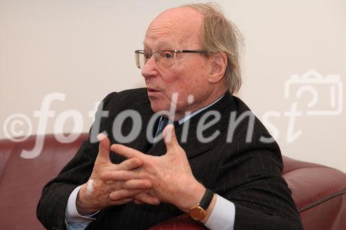 Die Wiener PR-Consulter Temmel, Seywald & Partner feiern am 6. Dezember 2011 ihr 20jähriges Firmenjubiläum. Firmengründer Dr. Franz Temmel besuchte aus diesem Anlass mit einem pressetext.tv-Videoteam ehemalige und aktuelle Kunden aus Politik und Wirtschaft und sprach mit Journalisten und Kollegen über die aktuellen Herausforderungen für PR und Öffentlichkeitsarbeit. Unter den Gratulanten finden sich ehemalige Minister, Vizekanzler, Topjournalisten, Firmenchefs und Medienprofis.