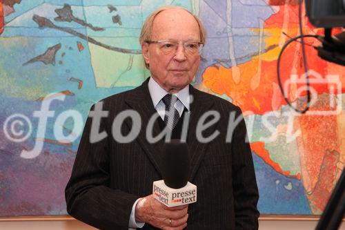 Die Wiener PR-Consulter Temmel, Seywald & Partner feiern am 6. Dezember 2011 ihr 20jähriges Firmenjubiläum. Firmengründer Dr. Franz Temmel besuchte aus diesem Anlass mit einem pressetext.tv-Videoteam ehemalige und aktuelle Kunden aus Politik und Wirtschaft und sprach mit Journalisten und Kollegen über die aktuellen Herausforderungen für PR und Öffentlichkeitsarbeit. Unter den Gratulanten finden sich ehemalige Minister, Vizekanzler, Topjournalisten, Firmenchefs und Medienprofis.