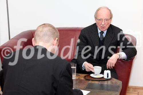 Die Wiener PR-Consulter Temmel, Seywald & Partner feiern am 6. Dezember 2011 ihr 20jähriges Firmenjubiläum. Firmengründer Dr. Franz Temmel besuchte aus diesem Anlass mit einem pressetext.tv-Videoteam ehemalige und aktuelle Kunden aus Politik und Wirtschaft und sprach mit Journalisten und Kollegen über die aktuellen Herausforderungen für PR und Öffentlichkeitsarbeit. Unter den Gratulanten finden sich ehemalige Minister, Vizekanzler, Topjournalisten, Firmenchefs und Medienprofis.