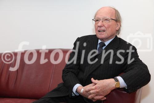 Die Wiener PR-Consulter Temmel, Seywald & Partner feiern am 6. Dezember 2011 ihr 20jähriges Firmenjubiläum. Firmengründer Dr. Franz Temmel besuchte aus diesem Anlass mit einem pressetext.tv-Videoteam ehemalige und aktuelle Kunden aus Politik und Wirtschaft und sprach mit Journalisten und Kollegen über die aktuellen Herausforderungen für PR und Öffentlichkeitsarbeit. Unter den Gratulanten finden sich ehemalige Minister, Vizekanzler, Topjournalisten, Firmenchefs und Medienprofis.