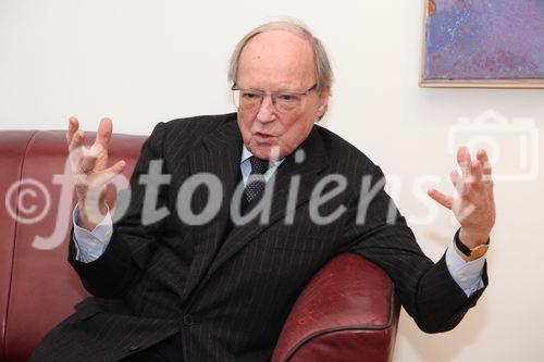 Die Wiener PR-Consulter Temmel, Seywald & Partner feiern am 6. Dezember 2011 ihr 20jähriges Firmenjubiläum. Firmengründer Dr. Franz Temmel besuchte aus diesem Anlass mit einem pressetext.tv-Videoteam ehemalige und aktuelle Kunden aus Politik und Wirtschaft und sprach mit Journalisten und Kollegen über die aktuellen Herausforderungen für PR und Öffentlichkeitsarbeit. Unter den Gratulanten finden sich ehemalige Minister, Vizekanzler, Topjournalisten, Firmenchefs und Medienprofis.