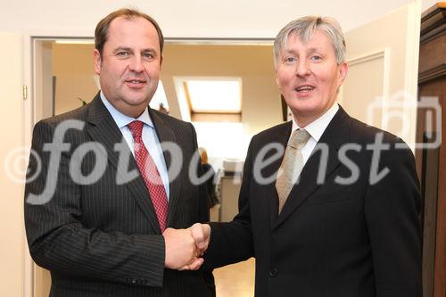 Die Wiener PR-Consulter Temmel, Seywald & Partner feiern am 6. Dezember 2011 ihr 20jähriges Firmenjubiläum. Firmengründer Dr. Franz Temmel besuchte aus diesem Anlass mit einem pressetext.tv-Videoteam ehemalige und aktuelle Kunden aus Politik und Wirtschaft und sprach mit Journalisten und Kollegen über die aktuellen Herausforderungen für PR und Öffentlichkeitsarbeit. Unter den Gratulanten finden sich ehemalige Minister, Vizekanzler, Topjournalisten, Firmenchefs und Medienprofis.