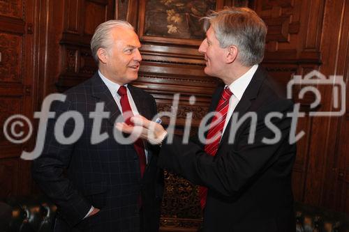 Die Wiener PR-Consulter Temmel, Seywald & Partner feiern am 6. Dezember 2011 ihr 20jähriges Firmenjubiläum. Firmengründer Dr. Franz Temmel besuchte aus diesem Anlass mit einem pressetext.tv-Videoteam ehemalige und aktuelle Kunden aus Politik und Wirtschaft und sprach mit Journalisten und Kollegen über die aktuellen Herausforderungen für PR und Öffentlichkeitsarbeit. Unter den Gratulanten finden sich ehemalige Minister, Vizekanzler, Topjournalisten, Firmenchefs und Medienprofis.