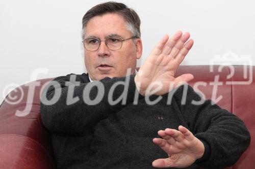 Die Wiener PR-Consulter Temmel, Seywald & Partner feiern am 6. Dezember 2011 ihr 20jähriges Firmenjubiläum. Firmengründer Dr. Franz Temmel besuchte aus diesem Anlass mit einem pressetext.tv-Videoteam ehemalige und aktuelle Kunden aus Politik und Wirtschaft und sprach mit Journalisten und Kollegen über die aktuellen Herausforderungen für PR und Öffentlichkeitsarbeit. Unter den Gratulanten finden sich ehemalige Minister, Vizekanzler, Topjournalisten, Firmenchefs und Medienprofis.