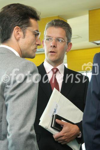 (C) fotodienst/Anna Rauchenberger - Wien 16.10.2006 - FUTURELAB Holding GmbH begibt öffentliche Unternehmensanleihe. FOTO: Investorentreffen.