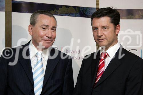 (C) fotodienst/Anna Rauchenberger - Wien 06.07.2006 - Die wertvollsten Austro-Brands und deren Entwicklung wurden heute von RNG Corporate Consult und Media Austria Gruppe präsentiert. FOTO v.l.: KR Paul Schauer (GF der OmniMedia und MediaSelect, Sprecher der Gruppe Media Austria) und DI Dr. Gerhard Hrebicek, MBA (IUR WU-Wien Studienleiter, GF RNG Corporate Consult). 