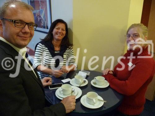 In der zweiten Woche ihrer Deutschland-Herbsttour machte das Workshop-Team von pressetext mit Wilfried Seywald, Alexander Wunschel und Michael Ehlers Station in Berlin, Stuttgart und München. Gastreferenten waren Stefanie Friedrichs (Berlin) und Dominik Walter (Stuttgart) von Landau Media sowie PR-Altmeister Gerhard Pfeffer (PR-Journal.de) in München. Die Teilnehmerinnen wurden mit zahlreichen Beispielen und Praxis-Tools 