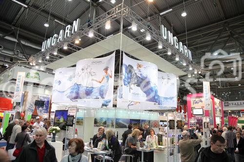  (c) fotodienst/Katharina Schiffl - Wien, am 12.01.2012 - Heute startet die Ferien-Messe Wien, wo bis einschließlich Sonntag (15. Jänner) über 700 Aussteller aus mehr als 70 Ländern beliebte Urlaubsziele sowie Geheimtipps, empfehlenswerte Reisearten, verschiedenste Varianten zur Freizeitgestaltung, maßgeschneiderte Angebote, Schnäppchen, Gewinnspiele und vieles mehr präsentieren.