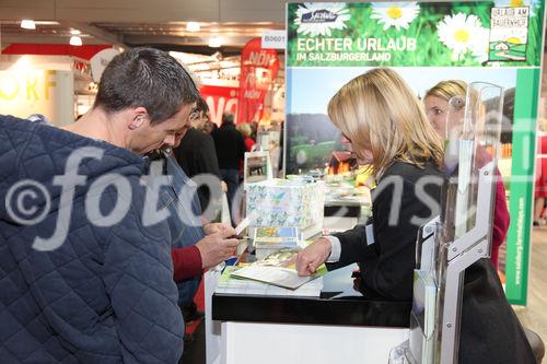  (c) fotodienst/Katharina Schiffl - Wien, am 12.01.2012 - Heute startet die Ferien-Messe Wien, wo bis einschließlich Sonntag (15. Jänner) über 700 Aussteller aus mehr als 70 Ländern beliebte Urlaubsziele sowie Geheimtipps, empfehlenswerte Reisearten, verschiedenste Varianten zur Freizeitgestaltung, maßgeschneiderte Angebote, Schnäppchen, Gewinnspiele und vieles mehr präsentieren.
