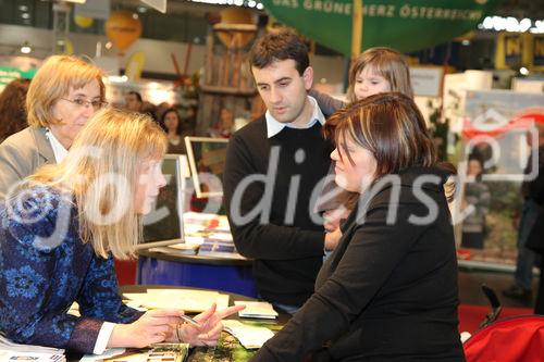  (c) fotodienst/Katharina Schiffl - Wien, am 12.01.2012 - Heute startet die Ferien-Messe Wien, wo bis einschließlich Sonntag (15. Jänner) über 700 Aussteller aus mehr als 70 Ländern beliebte Urlaubsziele sowie Geheimtipps, empfehlenswerte Reisearten, verschiedenste Varianten zur Freizeitgestaltung, maßgeschneiderte Angebote, Schnäppchen, Gewinnspiele und vieles mehr präsentieren.