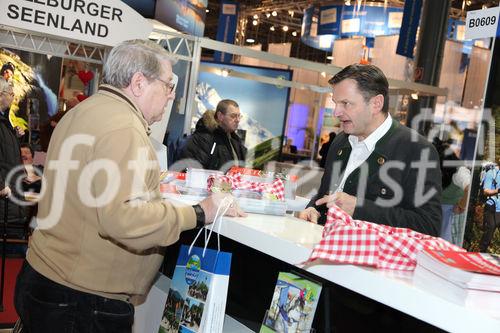  (c) fotodienst/Katharina Schiffl - Wien, am 12.01.2012 - Heute startet die Ferien-Messe Wien, wo bis einschließlich Sonntag (15. Jänner) über 700 Aussteller aus mehr als 70 Ländern beliebte Urlaubsziele sowie Geheimtipps, empfehlenswerte Reisearten, verschiedenste Varianten zur Freizeitgestaltung, maßgeschneiderte Angebote, Schnäppchen, Gewinnspiele und vieles mehr präsentieren.