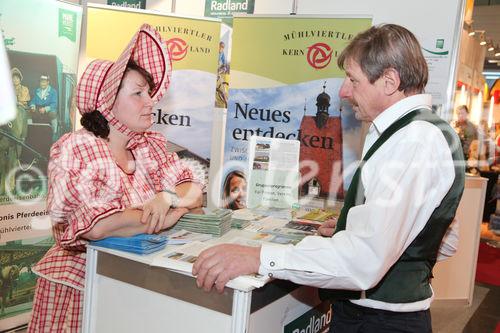 (c) fotodienst/Katharina Schiffl - Wien, am 12.01.2012 - Heute startet die Ferien-Messe Wien, wo bis einschließlich Sonntag (15. Jänner) über 700 Aussteller aus mehr als 70 Ländern beliebte Urlaubsziele sowie Geheimtipps, empfehlenswerte Reisearten, verschiedenste Varianten zur Freizeitgestaltung, maßgeschneiderte Angebote, Schnäppchen, Gewinnspiele und vieles mehr präsentieren.