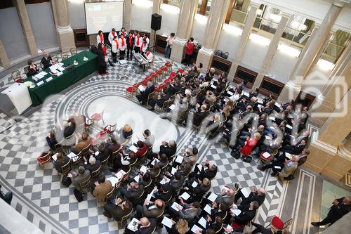  (c) fotodienst/Katharina Schiffl - Wien, am 25.01.2012 - Nach der Begrüßung von den Präsident der ÖGSR, Univ.-Doz. HR Dr. Markus Juranek und der Eröffnung des Symposiums 