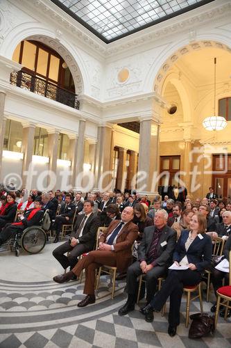  (c) fotodienst/Katharina Schiffl - Wien, am 25.01.2012 - Nach der Begrüßung von den Präsident der ÖGSR, Univ.-Doz. HR Dr. Markus Juranek und der Eröffnung des Symposiums 