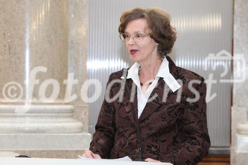  (c) fotodienst/Katharina Schiffl - Wien, am 25.01.2012 - Nach der Begrüßung von den Präsident der ÖGSR, Univ.-Doz. HR Dr. Markus Juranek und der Eröffnung des Symposiums 