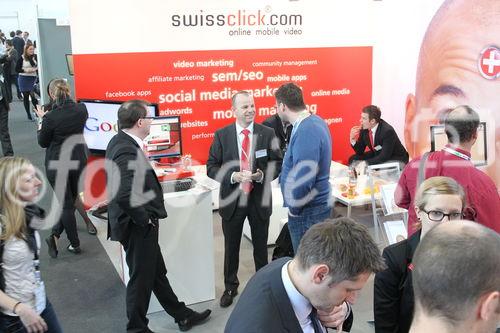 Die Swiss Online Marketing Messe Zürich am 14. und 15. März 2012 ist gegenüber dem Vorjahr kräftig gewachsen. Über 100 Aussteller, eine Verdreifachung der Ausstellungsfläche und ein 30%iges Besucherwachstum stimmt den Veranstalter Spring Messe zufrieden. Auch unter Aussteller und Besuchern gab es durchwegs zufriedene Gesichter. Die Praxisforen ebenso wie die Facebook, Twitter- und Google-Workshops wurden regelrecht gestürmt. Fotos: Franz Pflügl für Fotodienst.