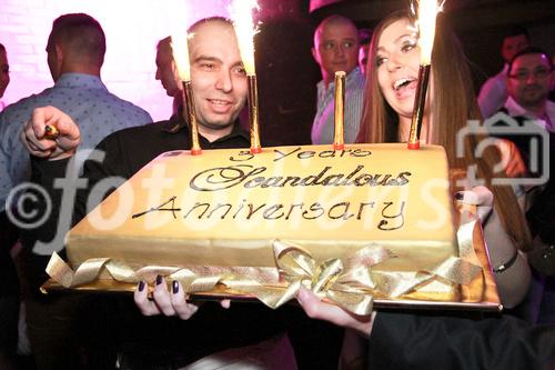 Scandalous ® ist eine monatliche Werbe- und Networkingplattform, die von Irena Markovic Events ins Leben gerufen wurde. Scandalous ® zeichnet sich insbesondere durch seine gehobene Gästeliste, bestehend aus der nationalen und internationalen Community unterschiedlicher Branchen, bekannten Gesichtern aus Wirtschaft, Kunst, Society, Fashion, Sport, Politik und Fernsehen, sowie Unternehmern, Diplomaten und Mitarbeitern internationaler Organisationen (u.a. UNO, OPEC), aus.