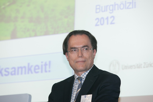 4th Swiss Forum for Mood and Anxiety Disorders: Therapie-Innovationen. Foto: Prof. Dr. med. Dr. phil. Paul Hoff, Referent