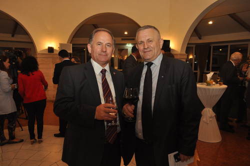 Die österreichische Steuerberatungsgruppe TPA Horwath lud zur Eröffnung ihres neuen Standorts in Albanien ins Hotel Rogner Tirana. Die albanische Hauptstadt ist der elfte CEE Standort der TPA Horwath Gruppe. Hier arbeiten unter der Führung der albanischen TPA-Partner Prof. Agim Binaj und Dr. Ilir Binaj 20 Mitarbeiterinnen. 
