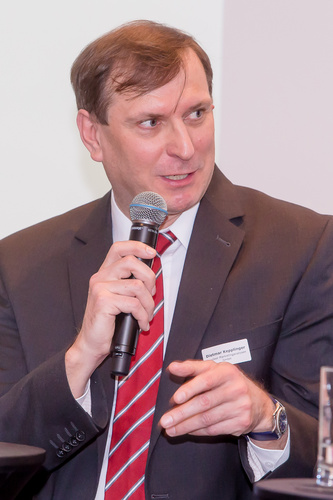 Österreichs Tourismusforschung braucht einen Neustart. Darüber waren sich die Teilnehmer einer Podiumsdiskussion des Travel Industry Clubs Austria Freitag abend in Wien einig. Konkret wurden Forschungsförderungsmittel für touristische Grundlagenforschung, eine eigene Programmlinie und die Nachbesetzung des Lehrstuhls für Tourismus und Freizeitwirtschaft gefordert. Im Bild: Kondeor-Geschäftsführer Mag. Dietmar Kepplinger.