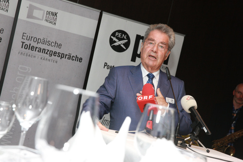 Europäische Toleranzgespräche 2015: Empfang für die Denker und Philosophen am 21. Mai 2015 im Hotel Holiday Inn in Villach mit Bundespräsident Heinz Fischer.
