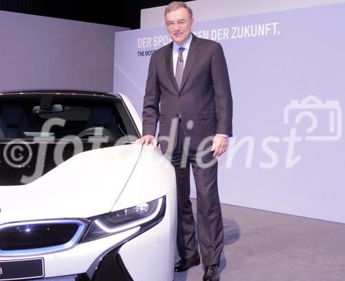 BMW Group blickt zuversichtlich auf das Jahr 2014. Im Bild: Vorsitzende des Vorstands der BMW AG, Norbert Reithofer