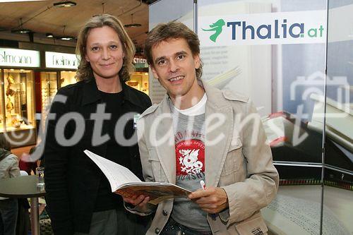 (C) fotodienst/Anna Rauchenberger - Wien 06.04.2006 -  Kinderbuchwoche bei Thalia.at: Thomas Brezina liest Kostproben aus seinen aktuellen Büchern. FOTO: Thomas Brezina.