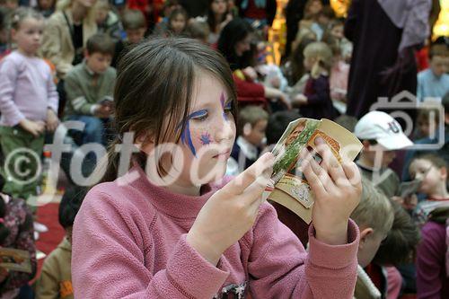 (C) fotodienst/Anna Rauchenberger - Wien 06.04.2006 -  Kinderbuchwoche bei Thalia.at: Thomas Brezina liest Kostproben aus seinen aktuellen Büchern. 