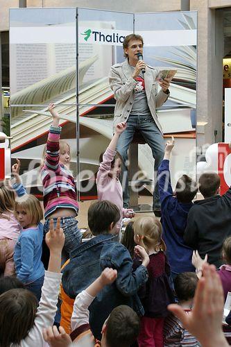 (C) fotodienst/Anna Rauchenberger - Wien 06.04.2006 -  Kinderbuchwoche bei Thalia.at: Thomas Brezina liest Kostproben aus seinen aktuellen Büchern. 