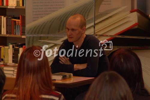 Bild: Arno Geiger, Lesung Arno Geiger bei Thalia Linz, Foto: www.iManufaktur.at