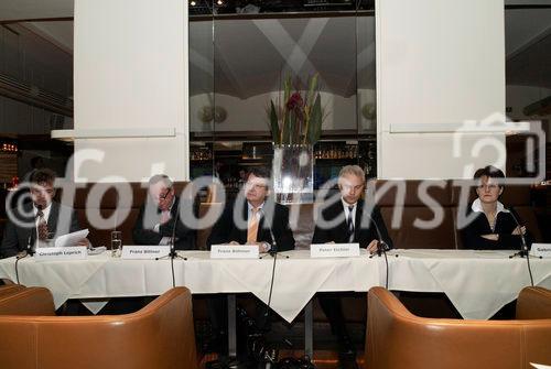 (c) fotodienst/Dan Carabas - Wien 06.11.07 - BV. Speakers Lounge des Österreichischen Generikaverbandes (OEGV) - FOTO v.li.: Dr. Christoph Leprich, Franz Bittner, Univ.-Prof. Dr. Franz Böhmer, Dr. Peter Eichler, Dr. Gabriela Petrovic
