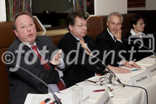 (c) fotodienst/Dan Carabas - Wien 06.11.07 - BV. Speakers Lounge des Österreichischen Generikaverbandes (OEGV) - FOTO v.li.: Franz Bittner, Univ.-Prof. Dr. Franz Böhmer, Dr. Peter Eichler, Dr. Gabriela Petrovic
