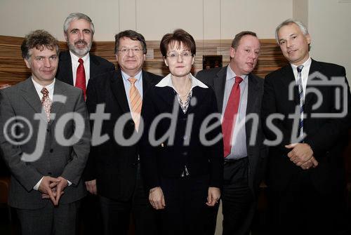 (c) fotodienst/Dan Carabas - Wien 06.11.07 - BV. Speakers Lounge des Österreichischen Generikaverbandes (OEGV) - FOTO v.li.: Dr. Christoph Leprich, Dr. Otmar Peischl, Univ.-Prof. Dr. Franz Böhmer, Dr. Gabriela Petrovic, Franz Bittner, Dr. Peter Eichler
