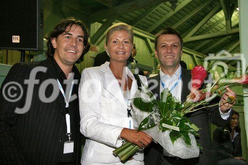 (C) fotodienst/Anna Rauchenberger - Wien 03.08.2006 - Das Philips Licht Derby, das alljährlich stattfindende Pferderennen, ging heute wieder auf der Trabrennbahn in Baden bei Wien über die Bühne. FOTO: Mitarbeiter.