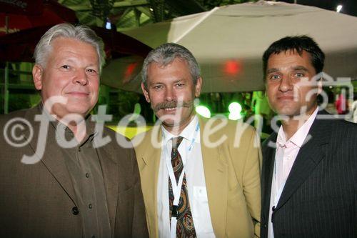 (C) fotodienst/Anna Rauchenberger - Wien 03.08.2006 - Das Philips Licht Derby, das alljährlich stattfindende Pferderennen, ging heute wieder auf der Trabrennbahn in Baden bei Wien über die Bühne. FOTO: Gäste.