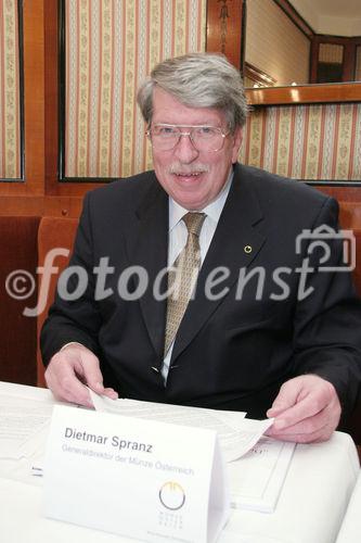 Nur die Minorität weiß um den Gebrauch der 5-Euromünze als Zahlungsmittel. Bild: Dietmar Spranz, Generaldirektor der Münze Österreich. Foto: Anna Rauchenberger