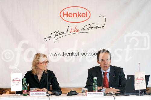 Die Henkel Central Eastern Europe konnte auf das beste Jahr in der Unternehmensgeschichete zurückblicken. Foto v.li: Mag. Sabine Schauer (Head of Corporete Communications Europe); Mag. Günter Thumser (Präsident Henkel Central Eastern Europe)