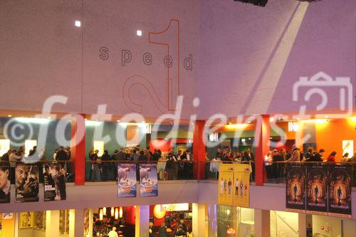 (C) fotodienst/Anna Rauchenberger - Wien 23.11.2006  - Casino Royale - James Bond 007 - Filmpremiere im UCI - Milleniumscity.