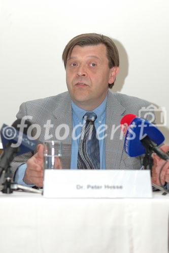 (c) Fotodienst / Daniel K. Gebhart - Wien 19.04. 2006 - 'Quit and Win': Auch 2006 wieder im Einsatz für die Rauchfreiheit. FOTO: Dr. Peter Hesse (Österreichische Ärztekammer)