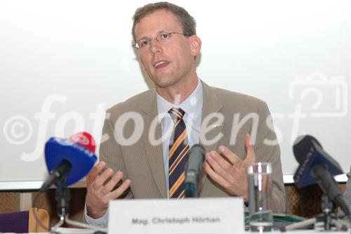 (c) Fotodienst / Daniel K. Gebhart - Wien 19.04. 2006 - 'Quit and Win': Auch 2006 wieder im Einsatz für die Rauchfreiheit. FOTO: Mag. Christoph Hörhan (Bundesministerium für Gesundheit und Frauen)