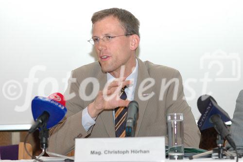 (c) Fotodienst / Daniel K. Gebhart - Wien 19.04. 2006 - 'Quit and Win': Auch 2006 wieder im Einsatz für die Rauchfreiheit. FOTO: Mag. Christoph Hörhan (Bundesministerium für Gesundheit und Frauen)