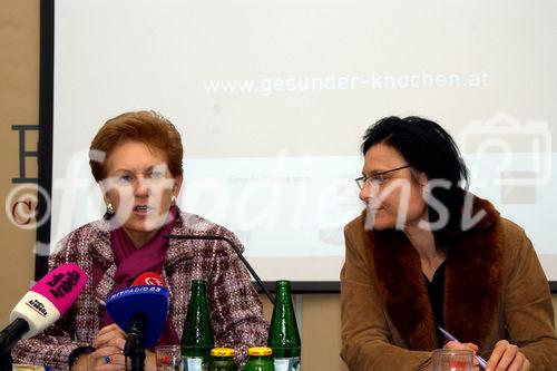 Pressekonferenz: Neue Initiative im Einsatz für die Knochengesundheit - Podiumsteilnehmer: BM Maria Rauch-Kallat, Univ.-Doz. Dr. Ingrid Kiefer, Univ.-Prof. Dr. Hans Bröll, Univ.-Prof. Dr. Klaus Klaushofer und Univ.-Prof. Dr. Heinrich Resch