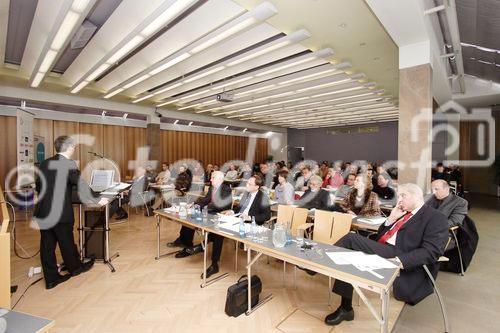 © fotodienst / Die Fotografen Innsbruck
22.2.2006 - Gedanken gut geschützt in der Wirtschaftskammer Tirol
Bild: Fritz Miller Saal, WK Tirol