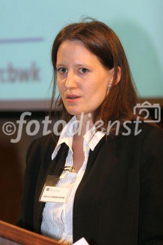 (C) fotodienst/Anna Rauchenberger - Wien - 24.10.2006 - KEF fordert von der neuen Regierung Maßnahmen, die eine professionelle und reflektierte wissenschaftliche Zusammenarbeit mit Entwicklungsländern ermöglicht. FOTO: Katrin Oberhofer (KEF).