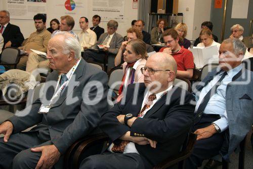 (C) fotodienst/Anna Rauchenberger - Wien 11.05.2006 - EU - Lateinamerika: Roundtable über Wissenschaft, Wirtschaft, Politik, veranstaltet von der Kommission für Entwicklungsfragen. 