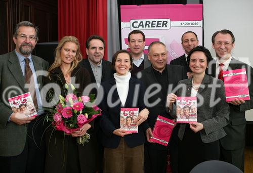 1.Reihe Bild v.l.: Dr. Peter Härtel (VWG), Michaela Heumann (T-Mobile), Mag. Sabine Archen (IBW), Dr. Othmar Hill (Hill International), Mag. Heidrun Strohmeyer (Sektionschefin BM:BWK), 
2. Reihe Bild vr.: Markus Gruber (Herausgeber), Thomas Hrastnik (Co-Herausgeber), Dr. Michael Walter (Wifi)
