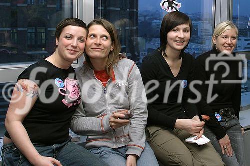 (C) fotodienst/Anna Rauchenberger - Wien 05.04.2006 -  Am PKP proximity Creatier-Event wurde das beste Corporate Design 2005 der Agentur gekürt.